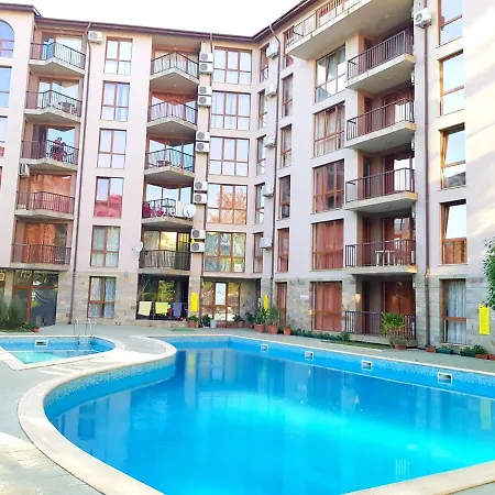 Apartcomplex Relax * 써니비치
